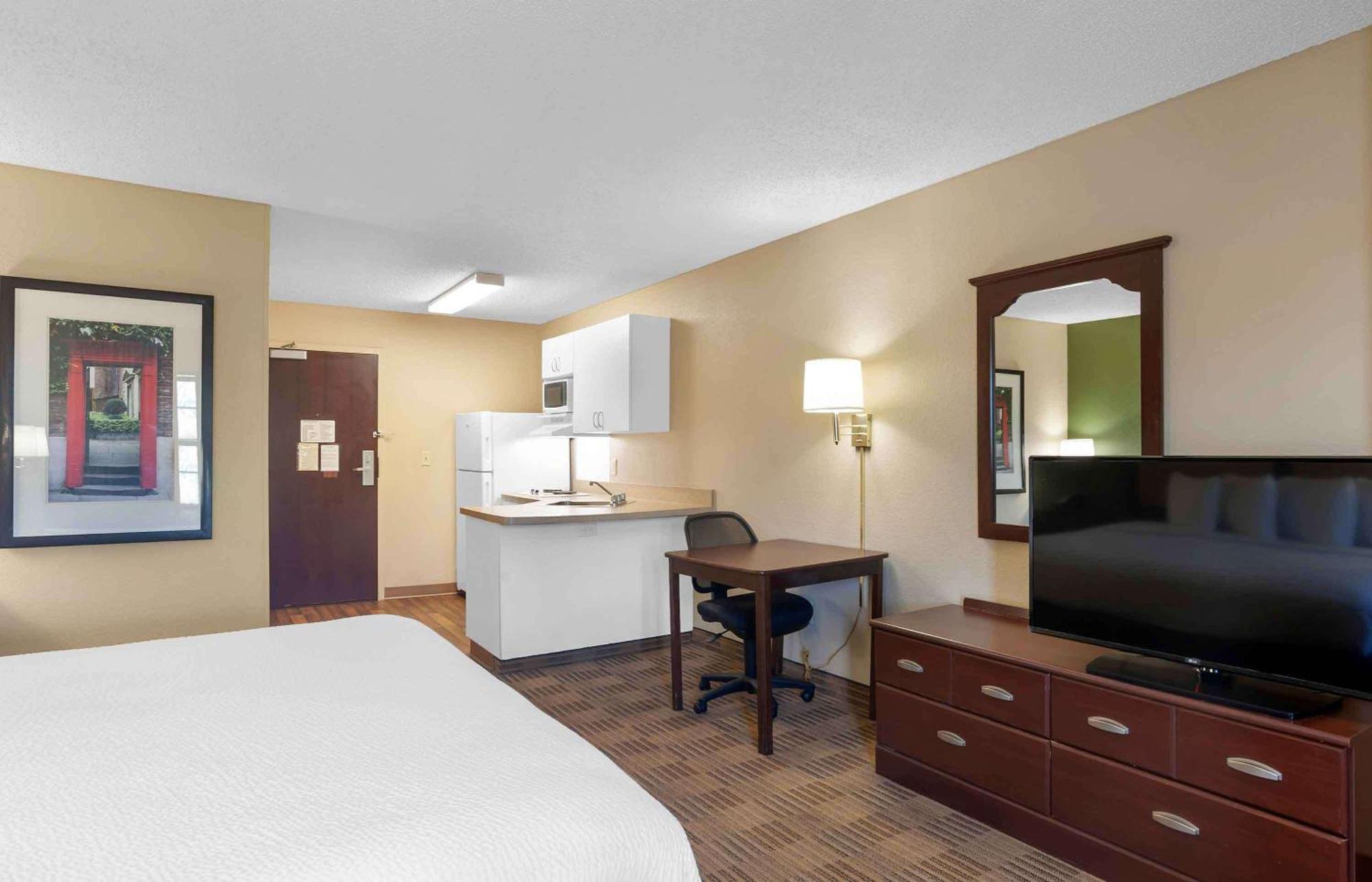 Extended Stay America Select Suites - Raleigh - Cary - Regency Parkway South Exterior foto