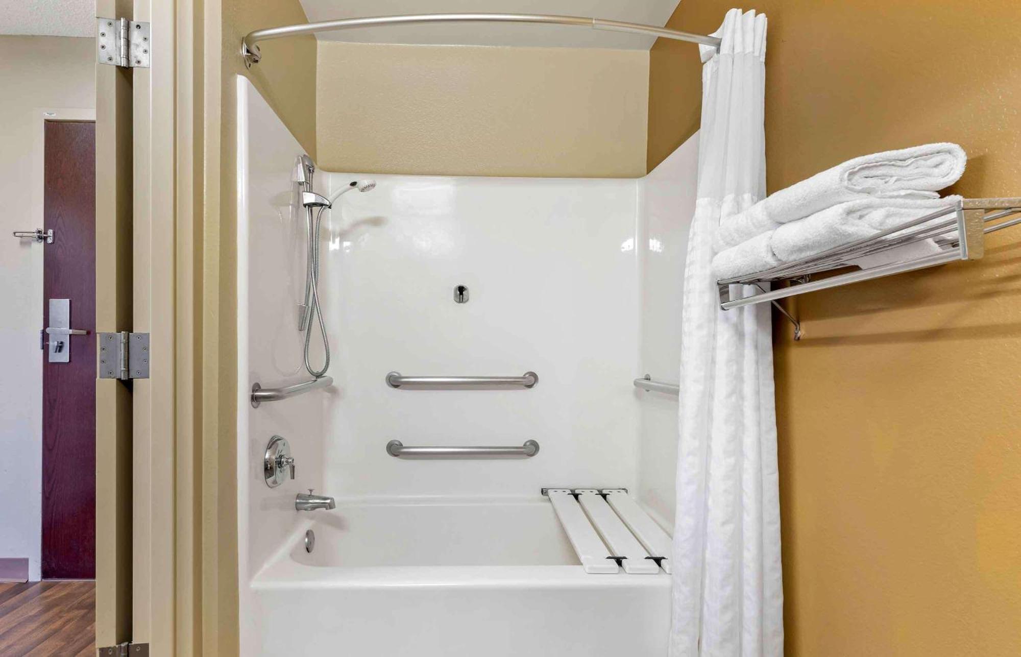 Extended Stay America Select Suites - Raleigh - Cary - Regency Parkway South Exterior foto