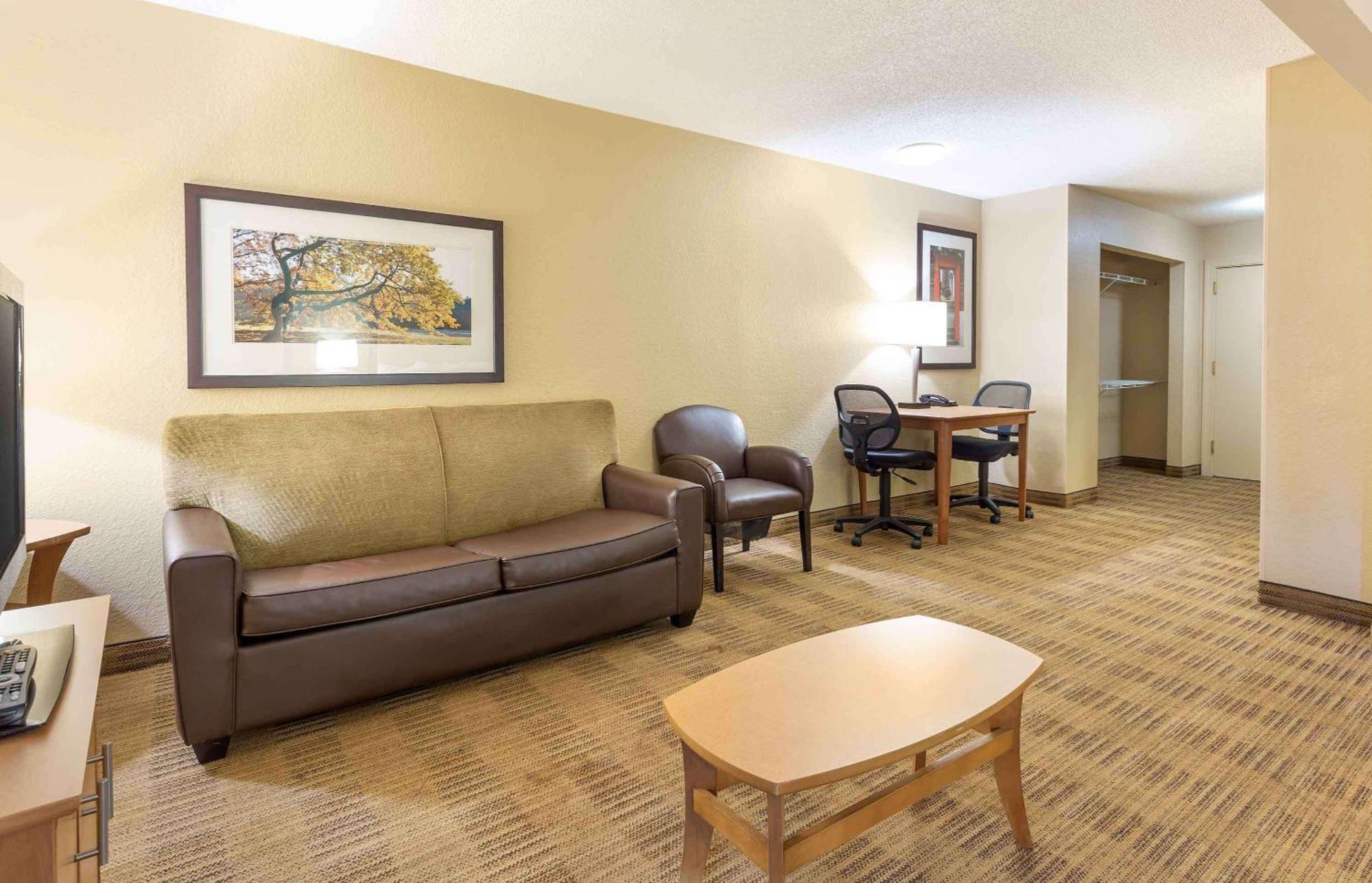 Extended Stay America Select Suites - Raleigh - Cary - Regency Parkway South Exterior foto