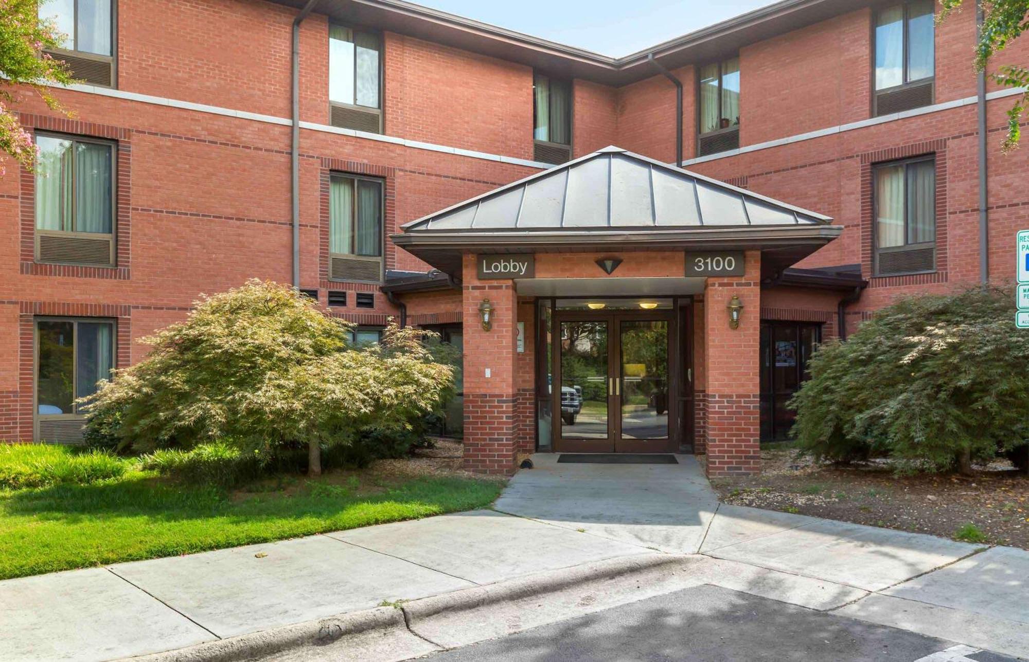 Extended Stay America Select Suites - Raleigh - Cary - Regency Parkway South Exterior foto