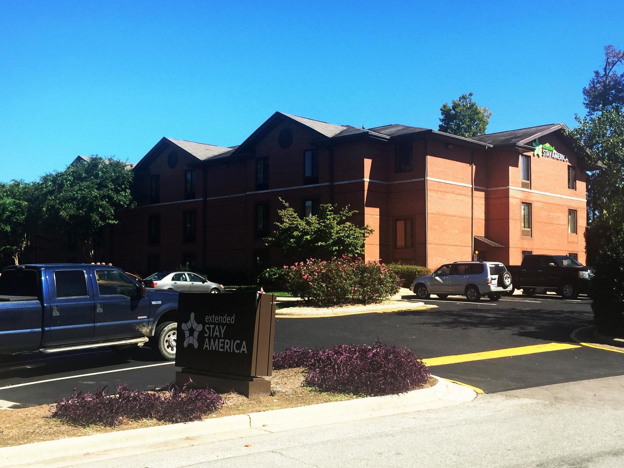 Extended Stay America Select Suites - Raleigh - Cary - Regency Parkway South Exterior foto