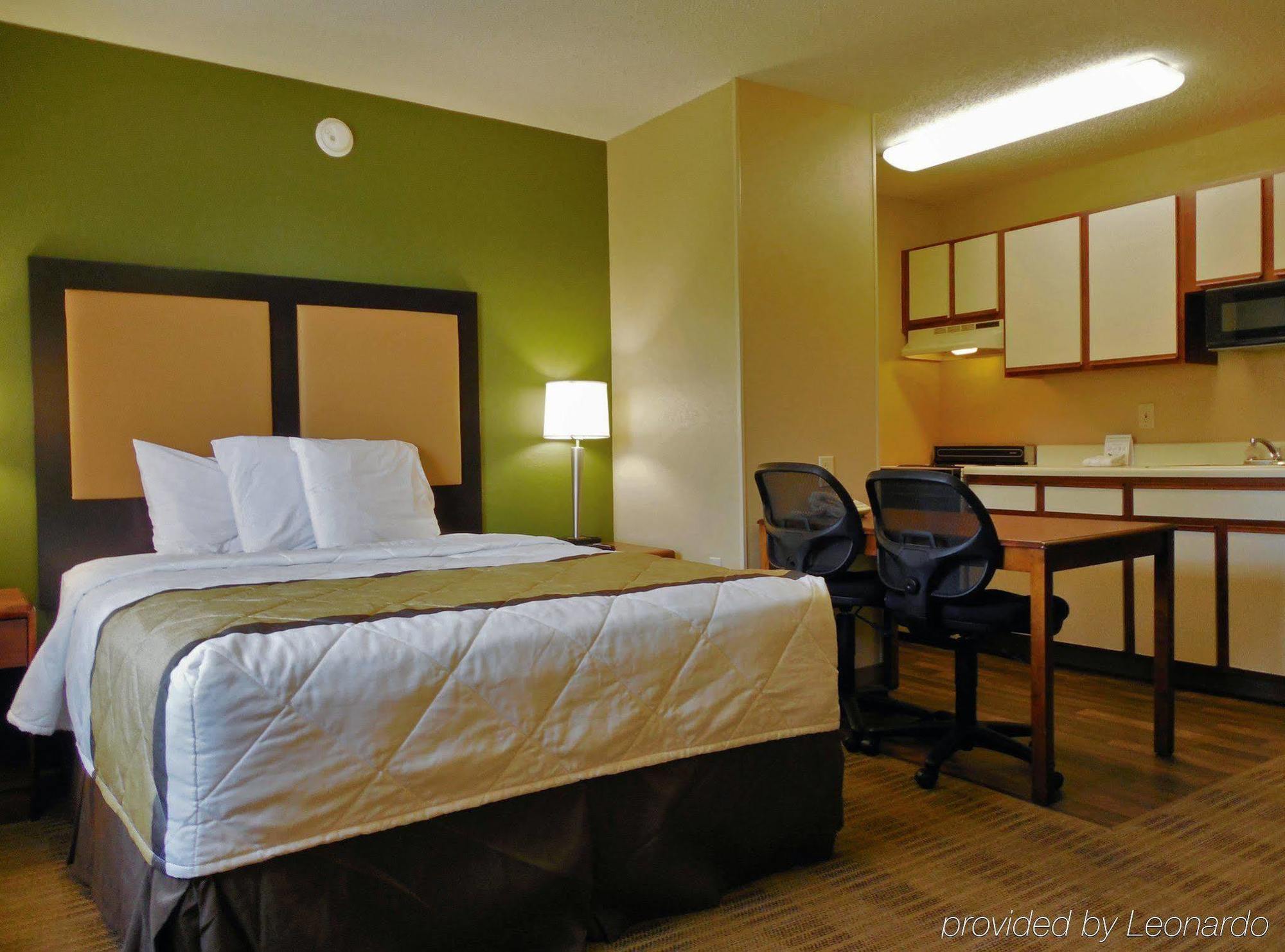Extended Stay America Select Suites - Raleigh - Cary - Regency Parkway South Exterior foto